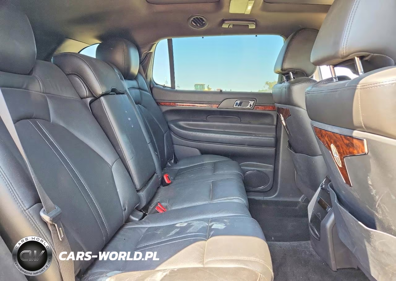 2018 Lincoln Mkt VIN:2LMHJ5NK0JBL01942 - 11