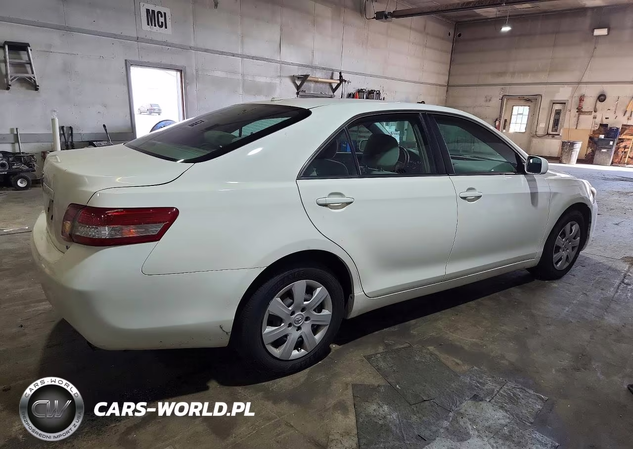 2010 Toyota Camry Le VIN:4T4BF3EK6AR074537 - 3