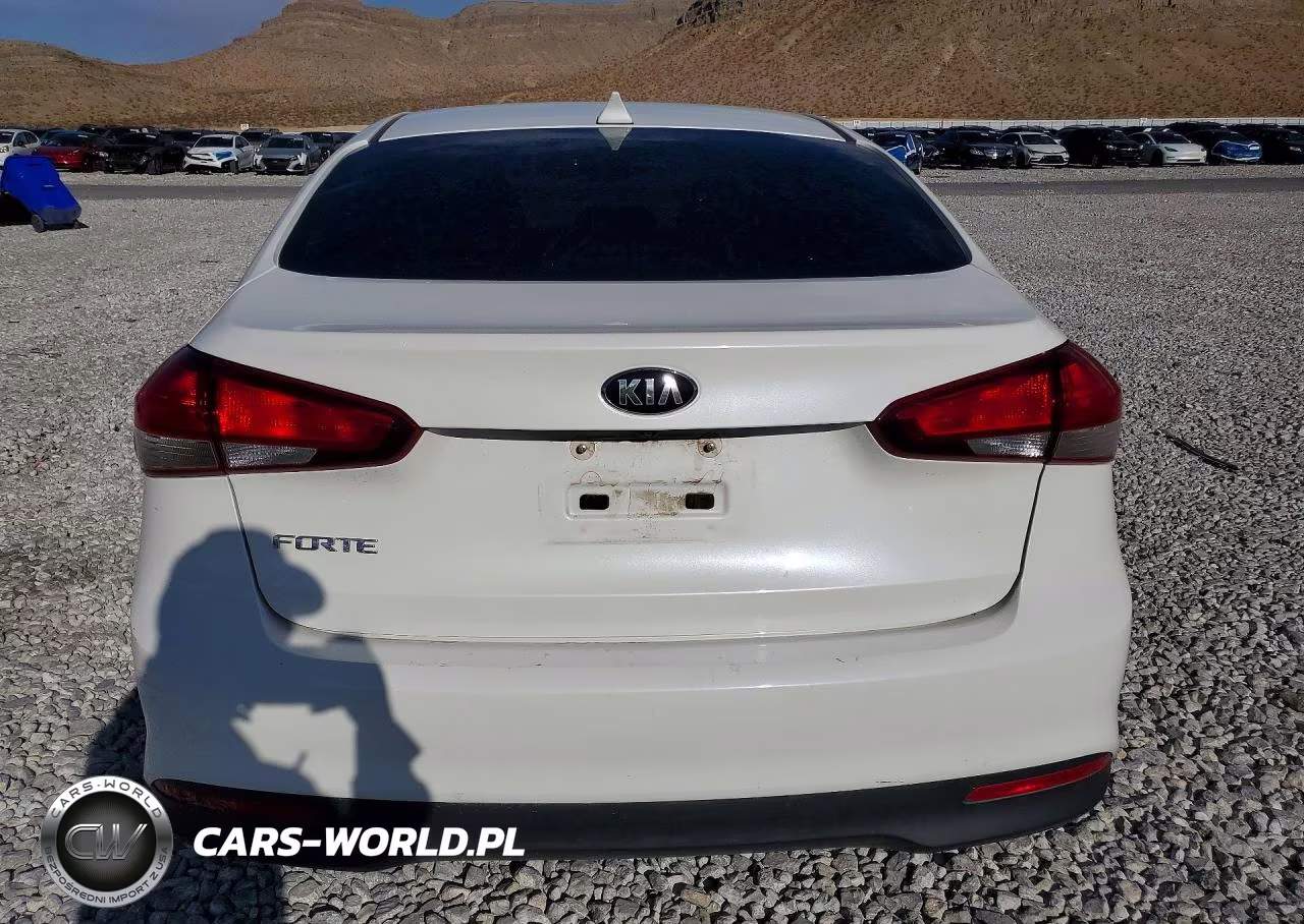 2018 Kia Forte Lx VIN:3KPFL4A75JE224703 - 6