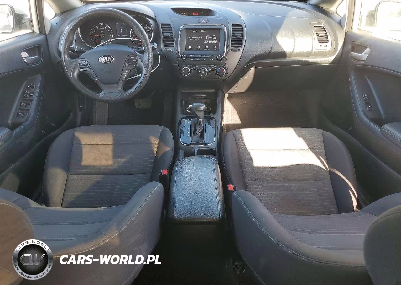 2018 Kia Forte Lx VIN:3KPFL4A75JE224703 - 8