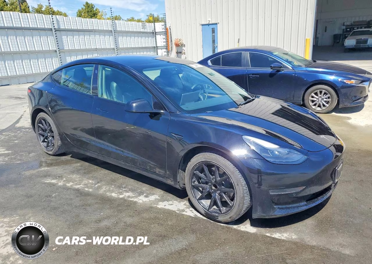 2022 Tesla Model 3 VIN:5YJ3E1EA8NF285738 - 4