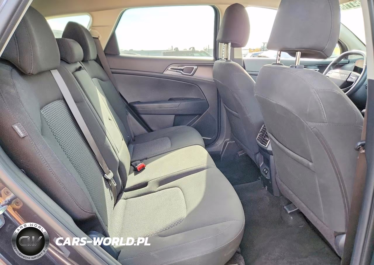 2026 Kia Sportage Lx VIN:5XYK23DFXTG395466 - 11