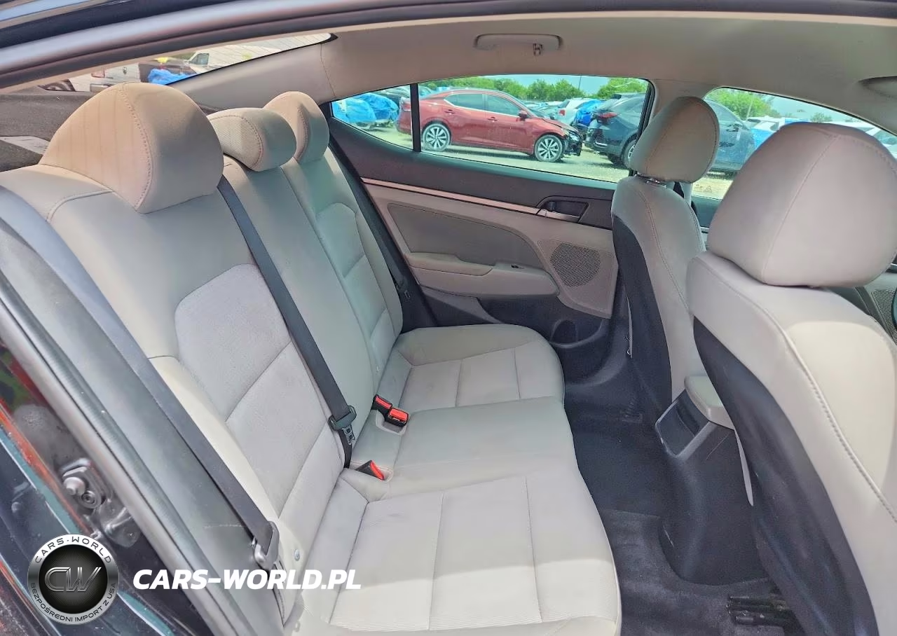 2018 Hyundai Elantra Sel VIN:5NPD84LF0JH304791 - 10