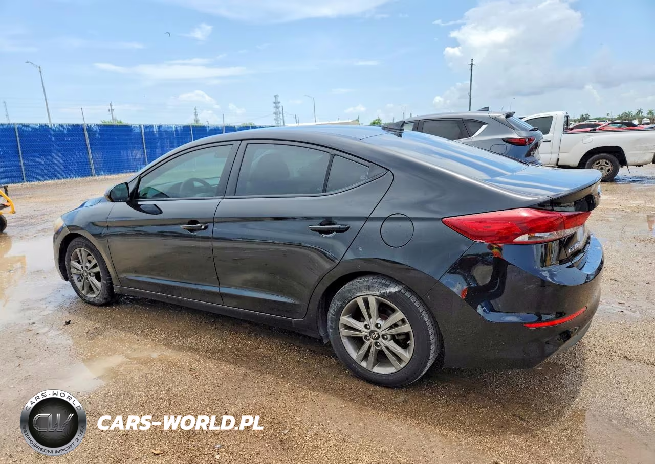 2018 Hyundai Elantra Sel VIN:5NPD84LF0JH304791 - 2