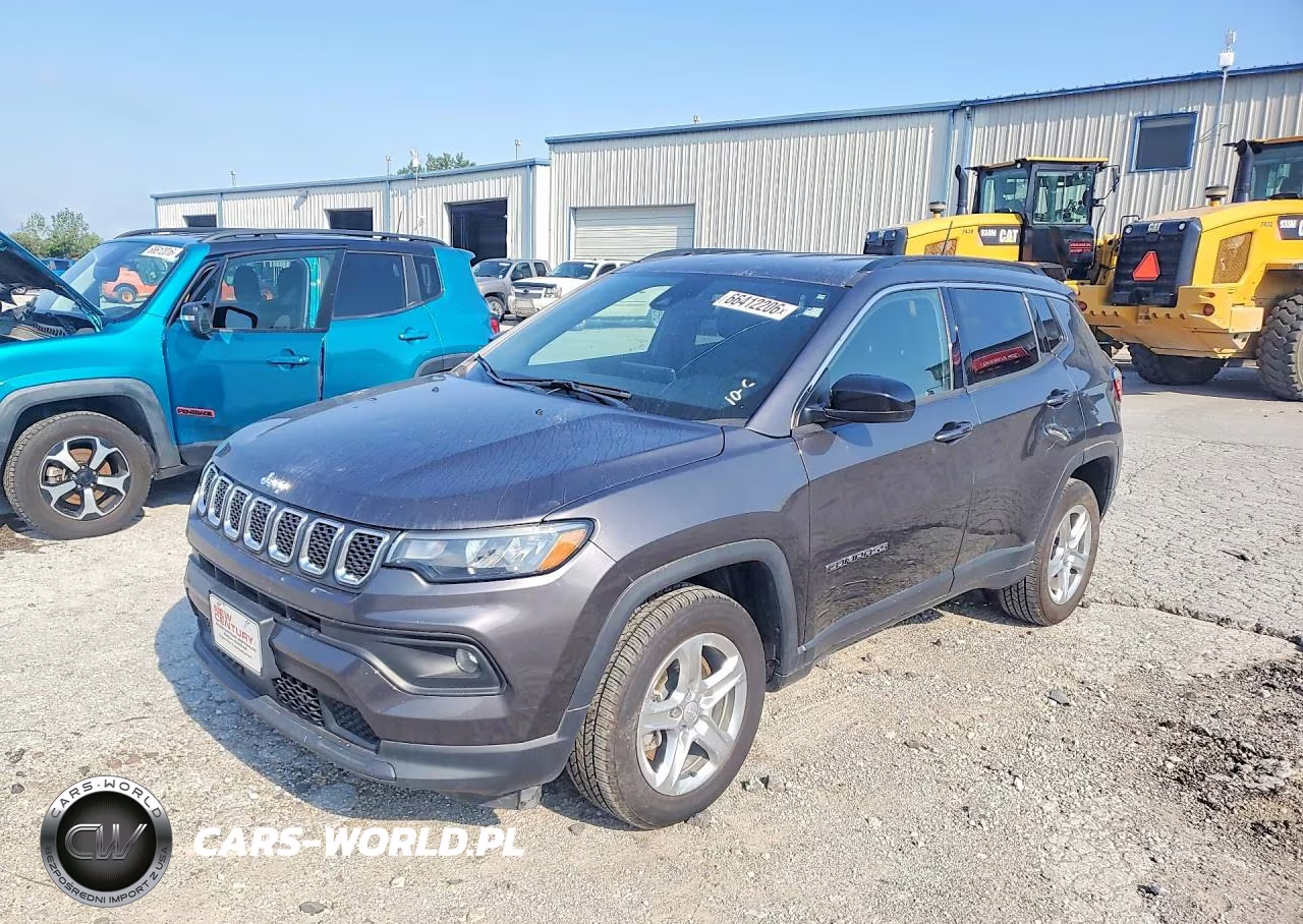2024 Jeep Compass Latitude – zdjęcie 1 z 13