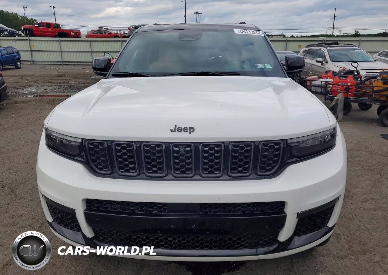 2025 Jeep Grand Cherokee L Summit VIN:1C4RJKEG4S8656311 - 5