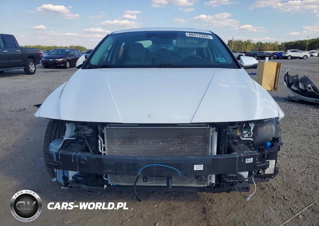 2024 Hyundai Elantra Limited VIN:KMHLP4DG2RU773450 - 5