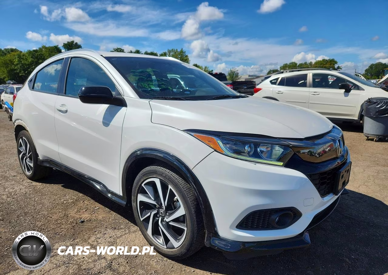 2019 Honda Hr-V Sport VIN:3CZRU6H14KM704403 - 4
