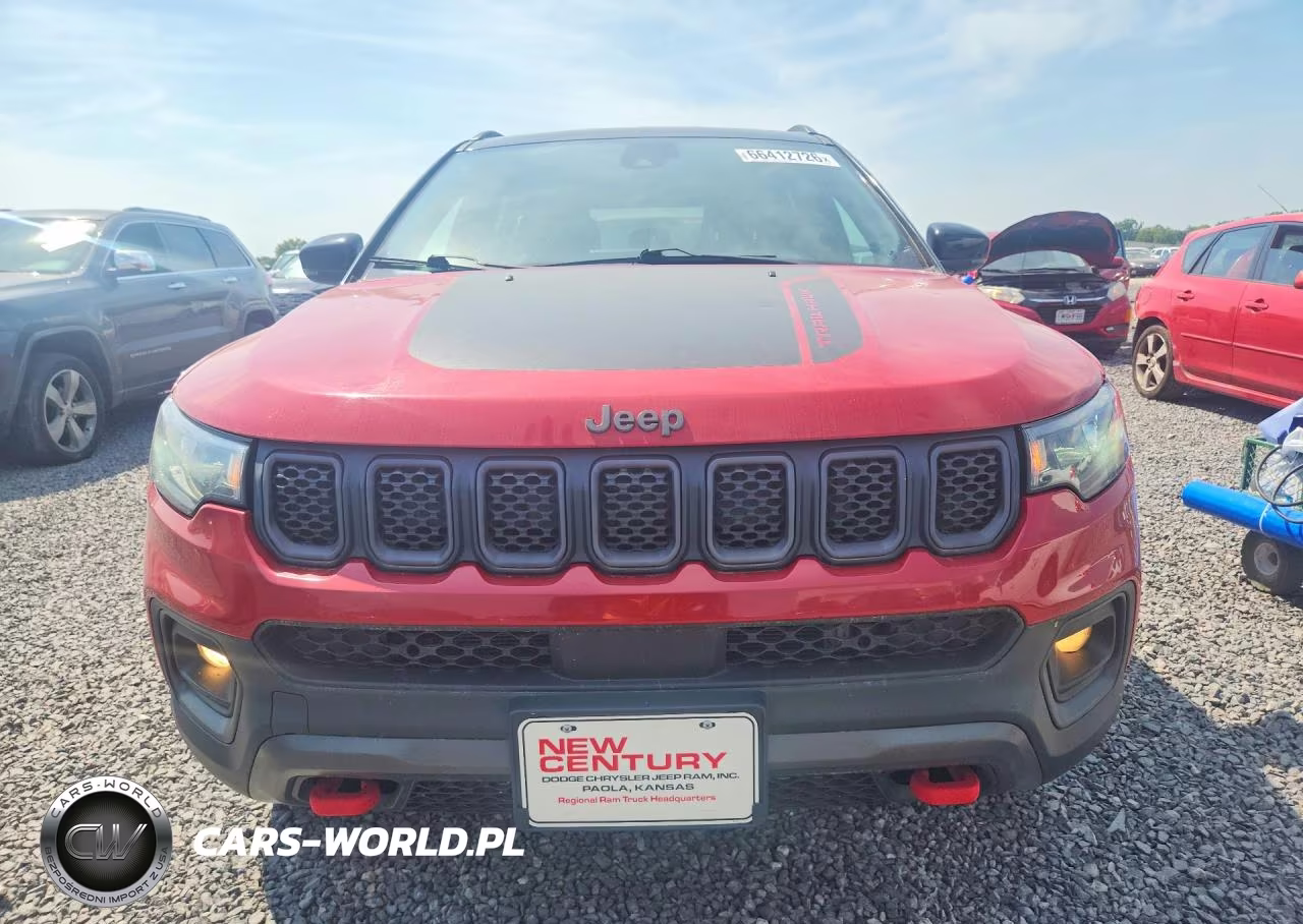 2023 Jeep Compass Trailhawk VIN:3C4NJDDN2PT528006 - 5
