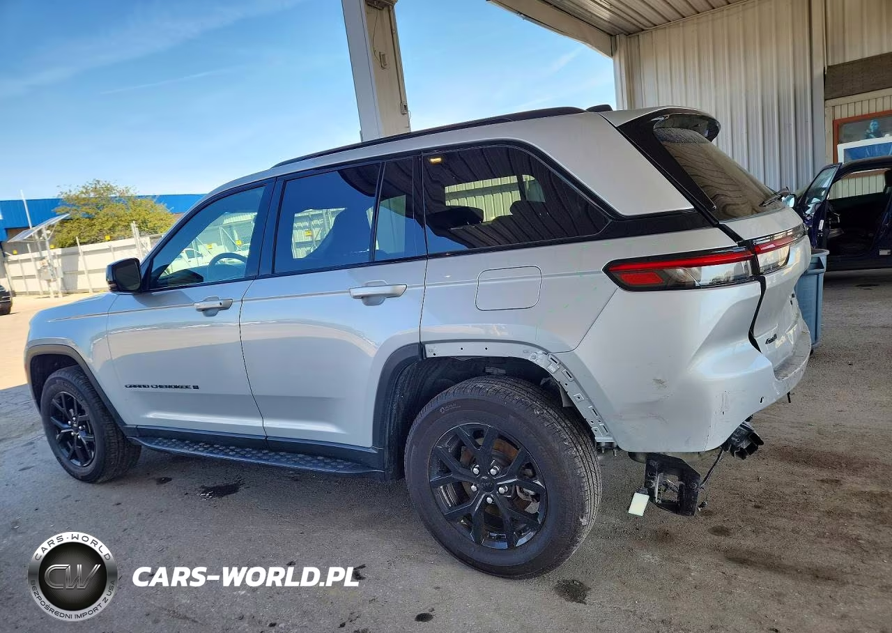 2024 Jeep Grand Cherokee Laredo VIN:1C4RJHAGXR8589619 - 2