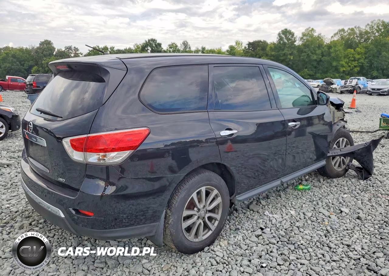 2015 Nissan Pathfinder S VIN:5N1AR2MM4FC633428 - 3