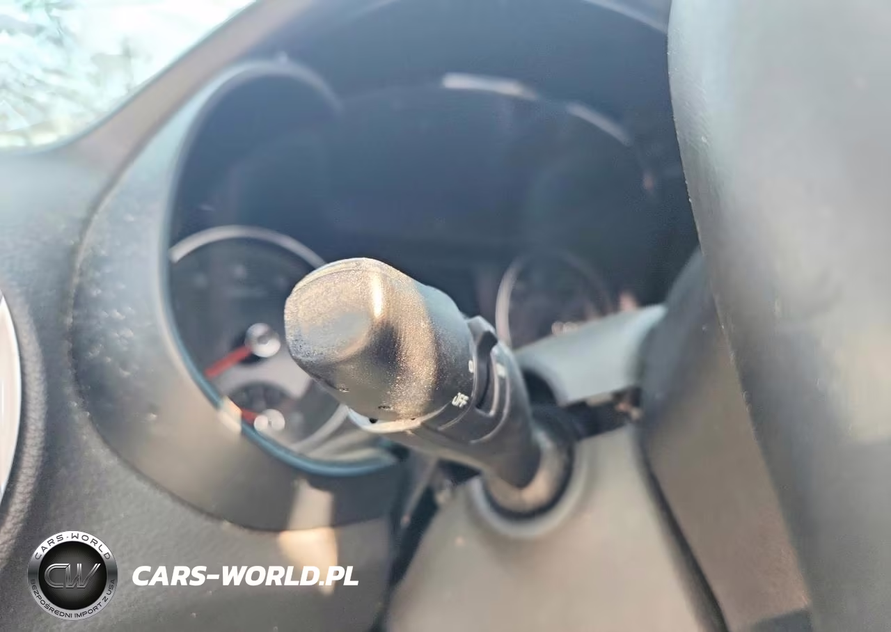 2024 Kia Forte Gt Line VIN:3KPF54AD5RE712254 - 9