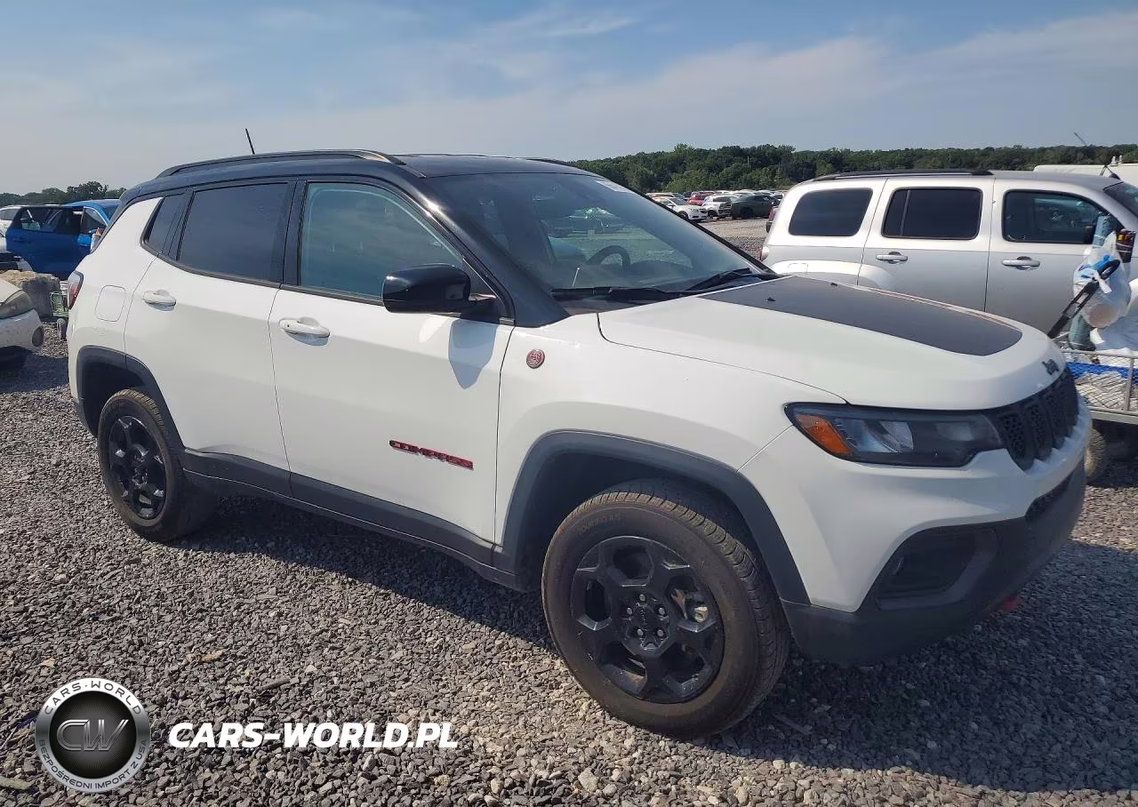 2023 Jeep Compass Trailhawk VIN:3C4NJDDN3PT565064 - 4