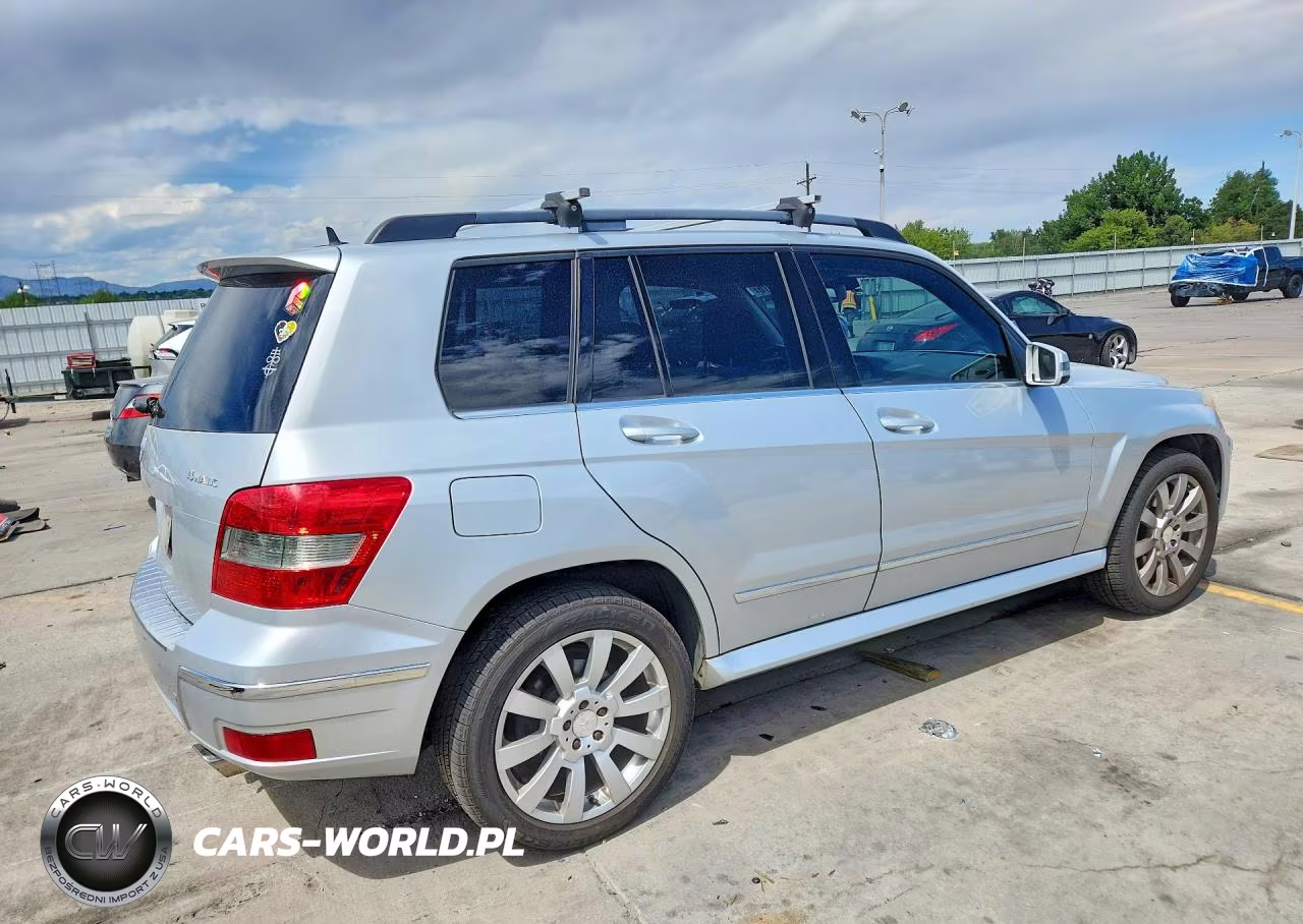 2010 Mercedes-Benz Glk 350 4Matic VIN:WDCGG8HB0AF477485 - 3