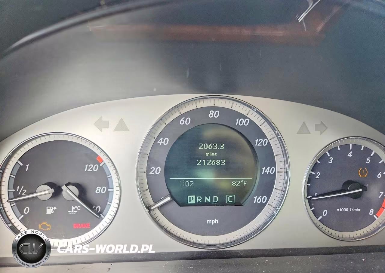 2010 Mercedes-Benz Glk 350 4Matic VIN:WDCGG8HB0AF477485 - 9