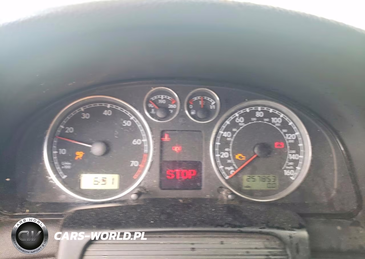 2003 Volkswagen Passat Gl VIN:WVWMD63B13P251787 - 9