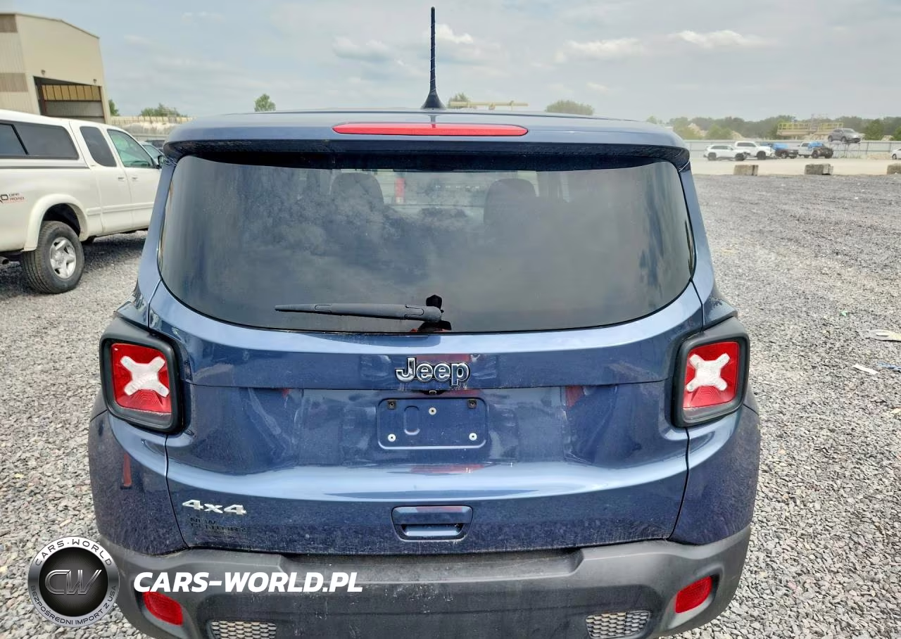 2023 Jeep Renegade Latitude VIN:ZACNJDB10PPP65842 - 6