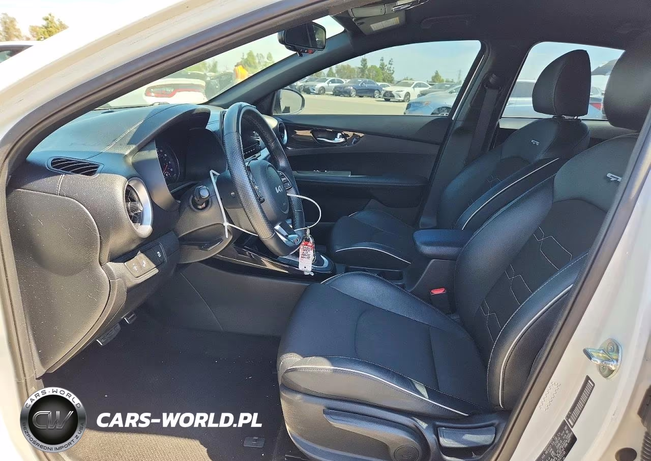 2023 Kia Forte Gt Line VIN:3KPF54AD1PE672199 - 7