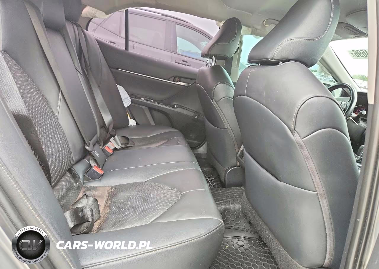 2019 Toyota Camry Xse VIN:4T1B61HK8KU188924 - 10