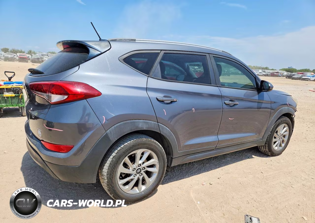 2016 Hyundai Tucson Se VIN:KM8J33A49GU180995 - 3