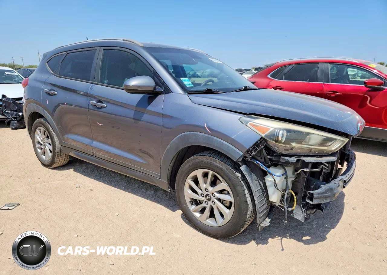 2016 Hyundai Tucson Se VIN:KM8J33A49GU180995 - 4