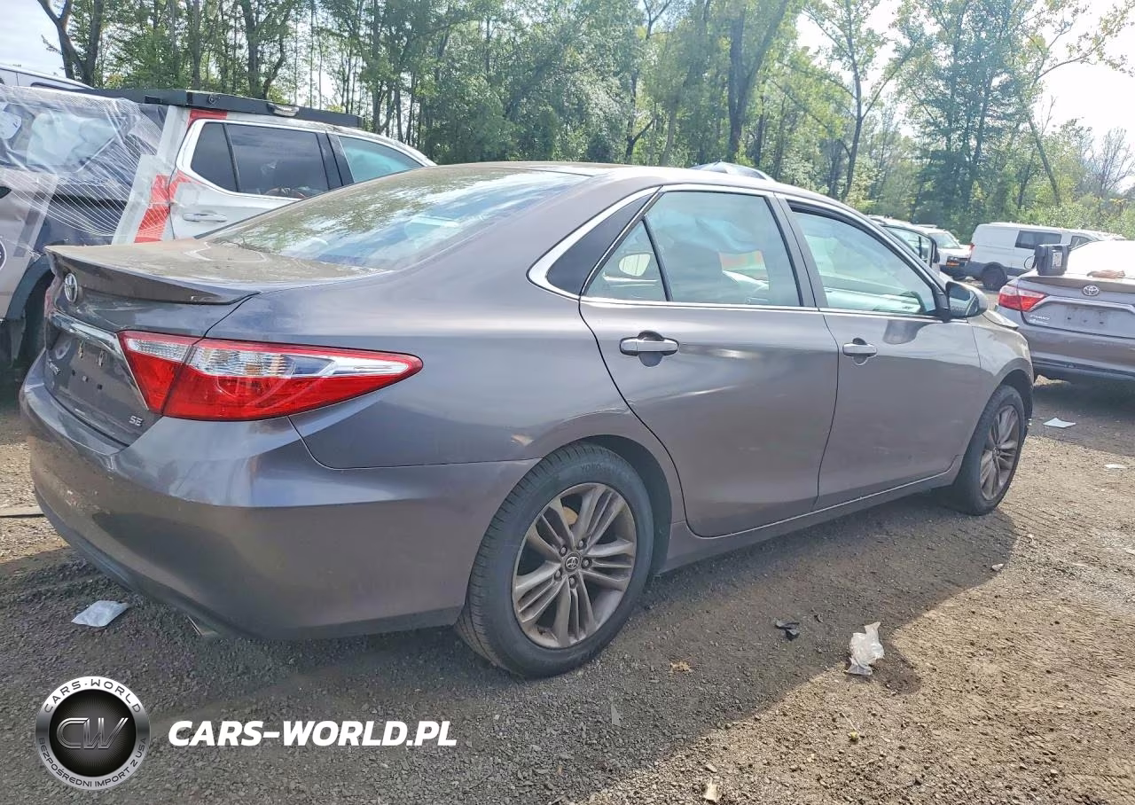 2016 Toyota Camry Se VIN:4T1BF1FK7GU591741 - 3