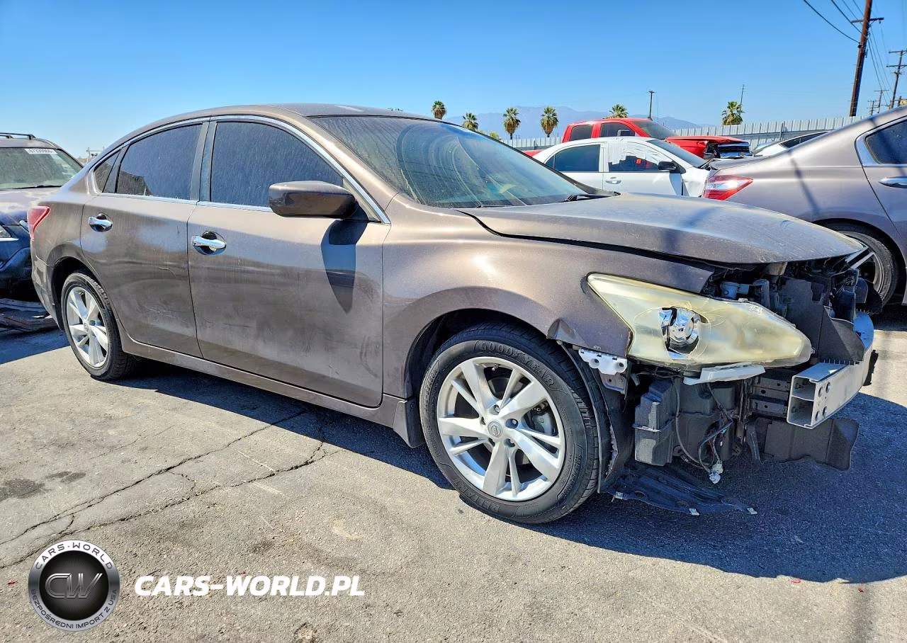 2013 Nissan Altima 2.5 VIN:1N4AL3AP1DN484705 - 4