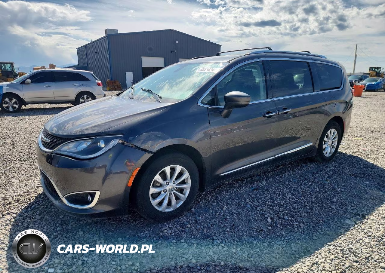 2019 Chrysler Pacifica Touring L