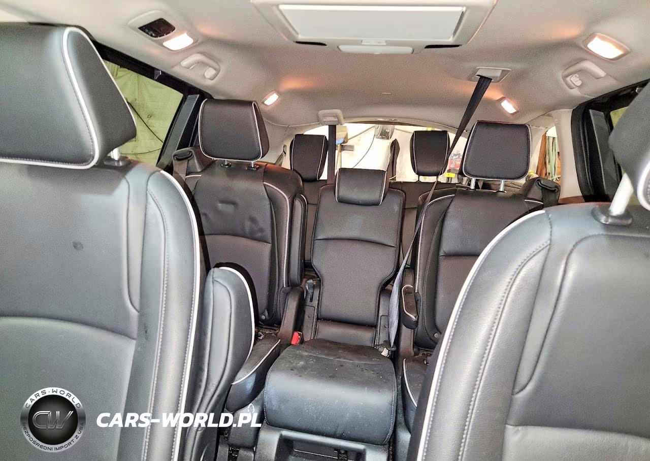 2026 Honda Odyssey Touring VIN:5FNRL6H8XTB023870 - 10