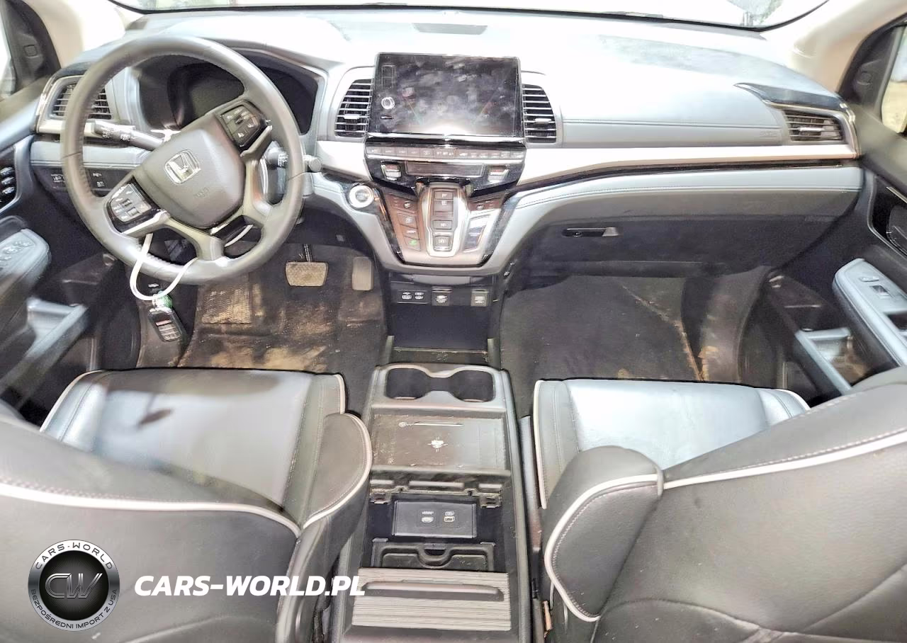 2026 Honda Odyssey Touring VIN:5FNRL6H8XTB023870 - 8