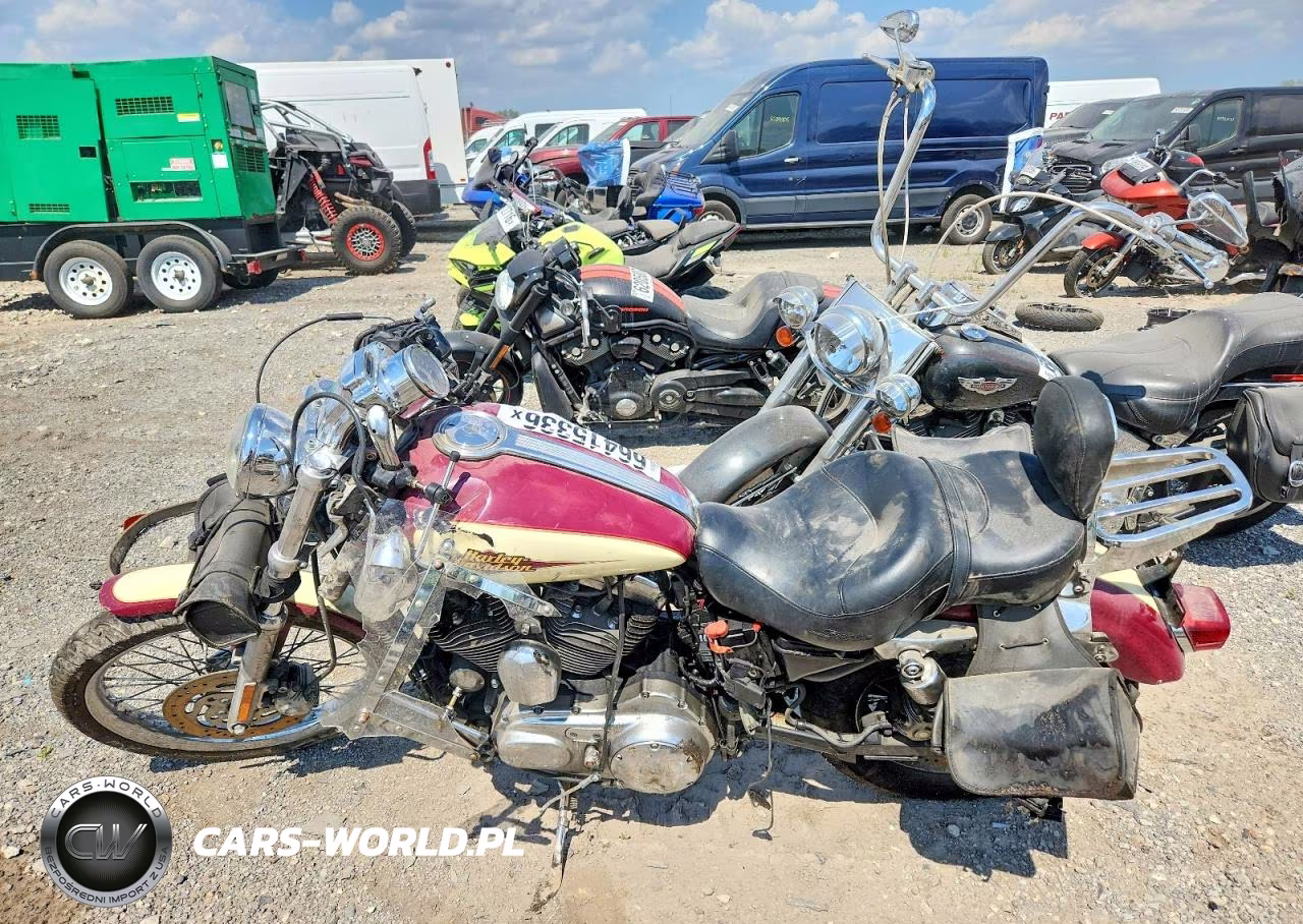 2007 Harley-Davidson Xl1200 C VIN:1HD1CT3157K437345 - 3