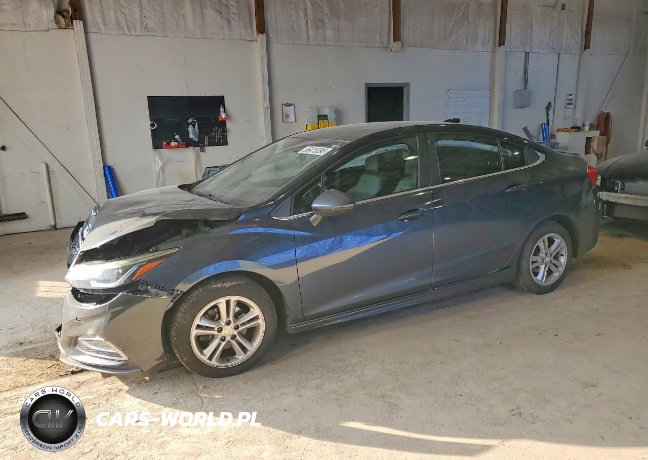 2018 Chevrolet Cruze Lt – zdjęcie 1 z 12
