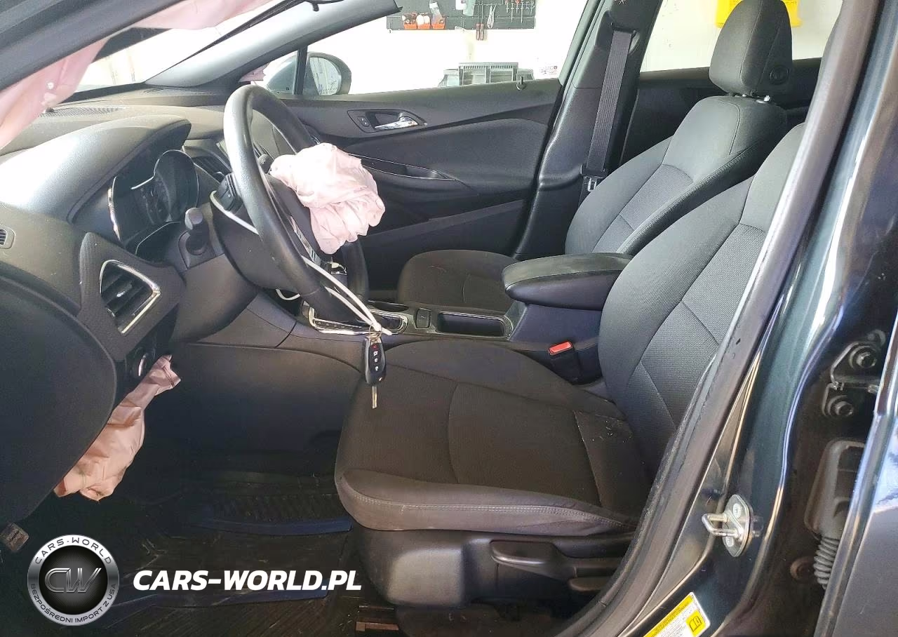 2018 Chevrolet Cruze Lt VIN:1G1BE5SM8J7102560 - 7