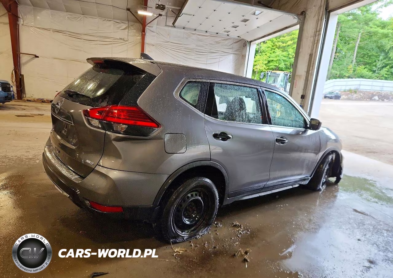 2017 Nissan Rogue S VIN:JN8AT2MV8HW263315 - 3