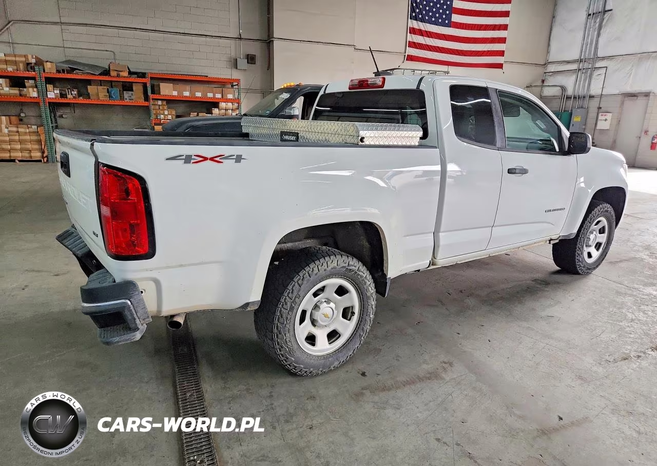 2021 Chevrolet Colorado VIN:1GCHTBEN1M1190210 - 3