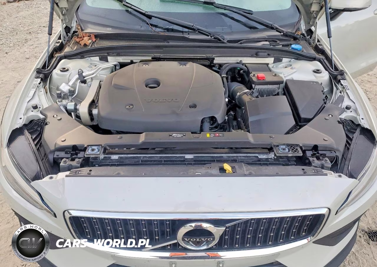 2021 Volvo V60 Cross Country T5 Momentum VIN:YV4102WK9M1069341 - 11