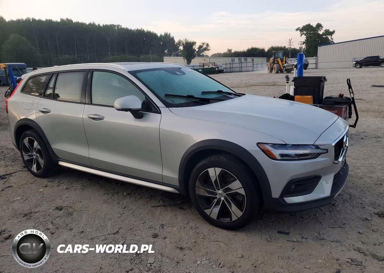 2021 Volvo V60 Cross Country T5 Momentum VIN:YV4102WK9M1069341 - 4