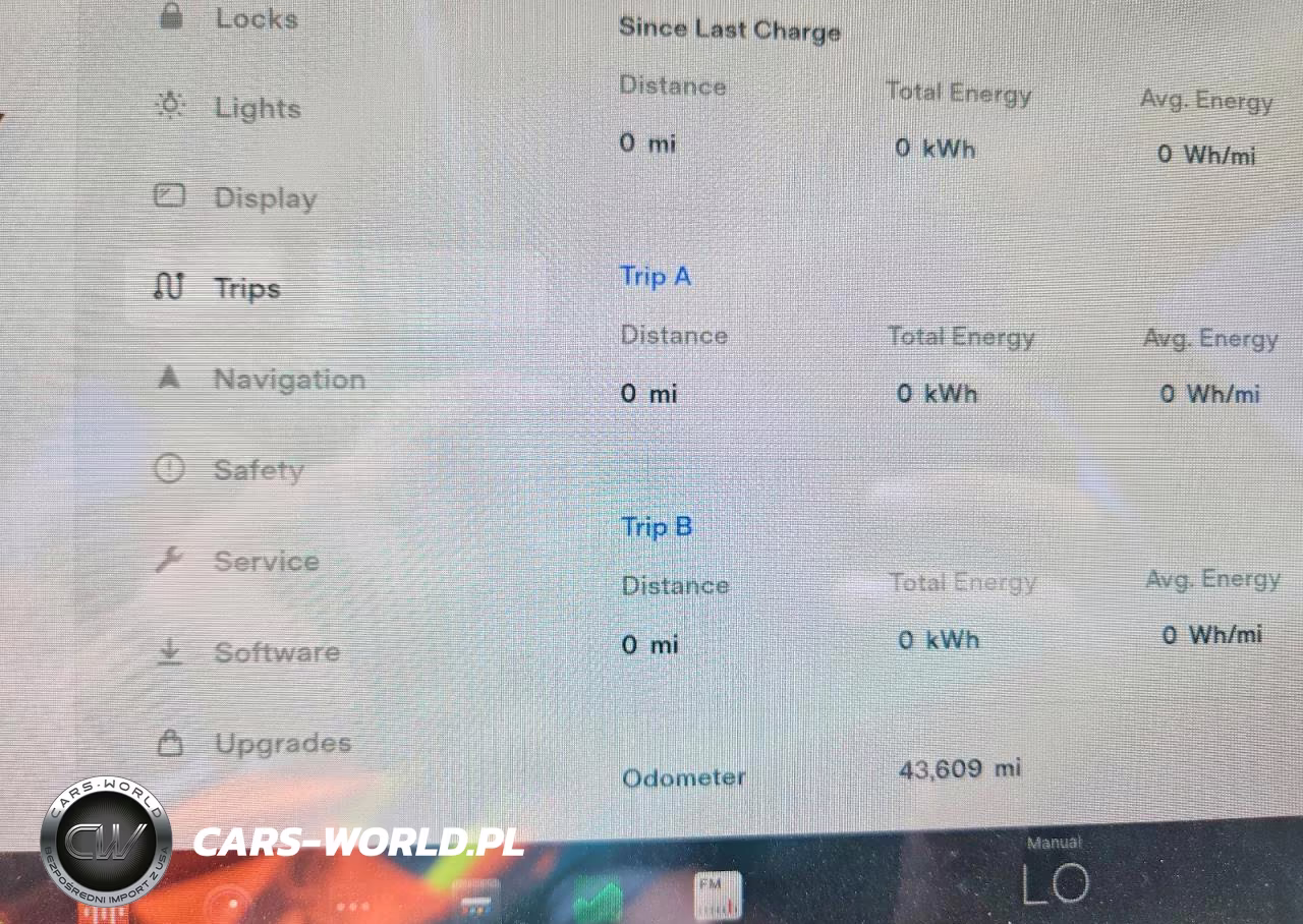 2021 Tesla Model 3 VIN:5YJ3E1EA0MF093194 - 9