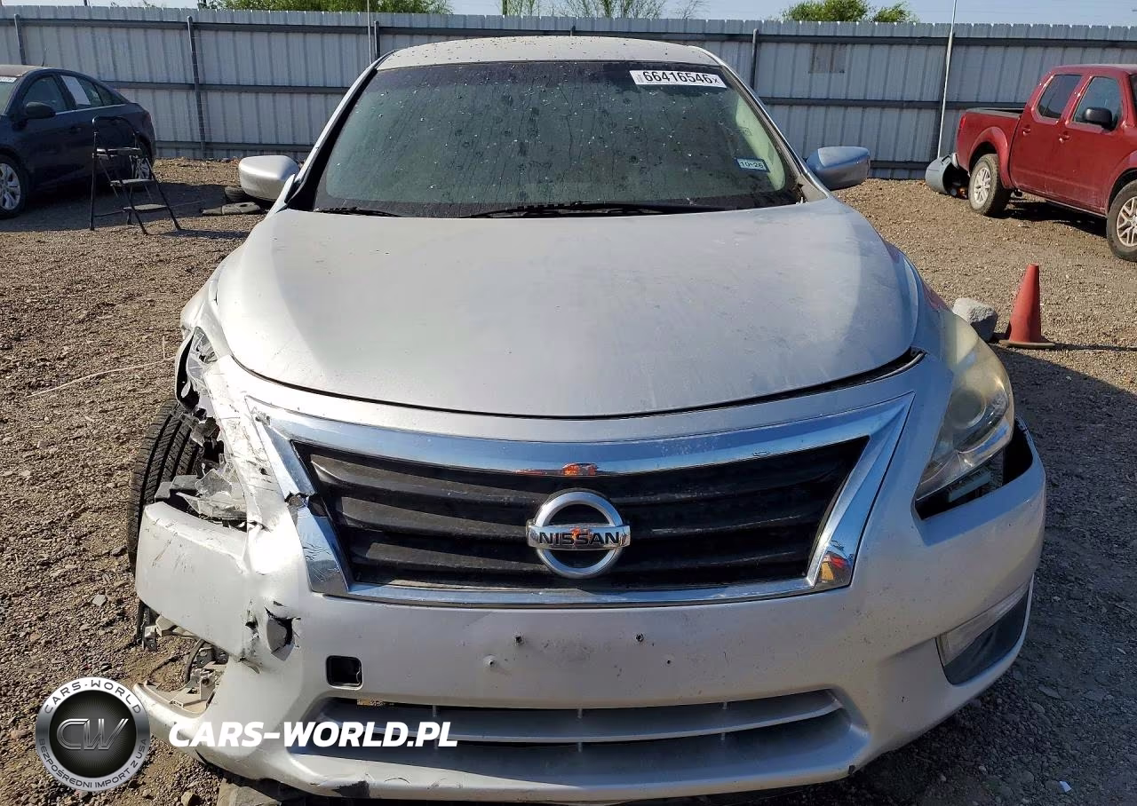 2015 Nissan Altima 2.5 S VIN:1N4AL3AP2FC167014 - 5
