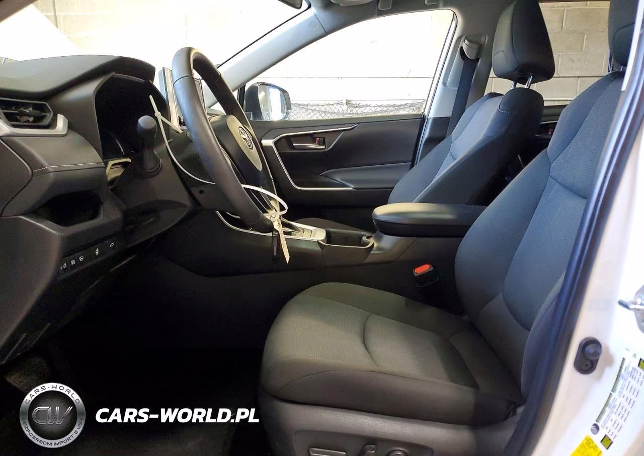 2025 Toyota Rav4 Hybrid Xle VIN:4T3RWRFV7SU172585 - 7