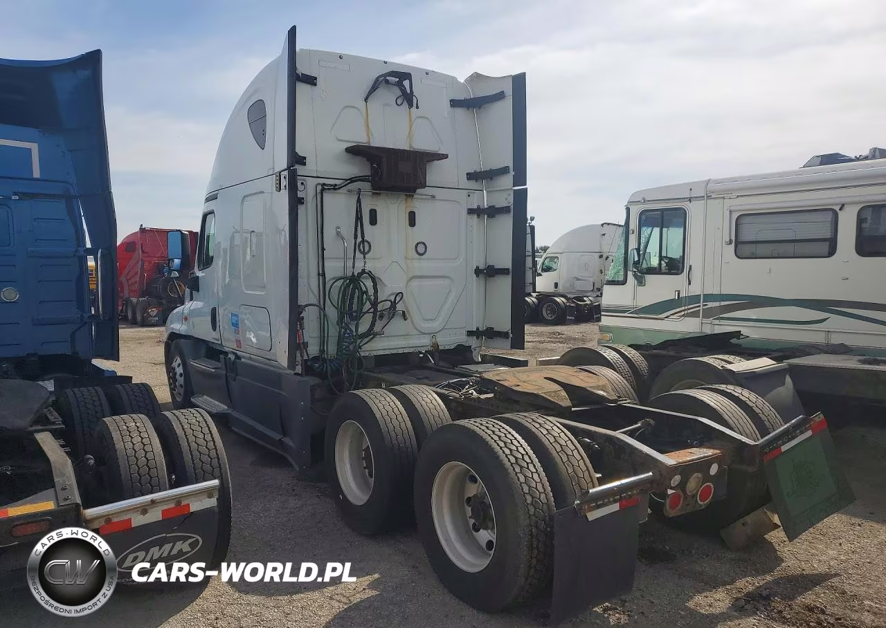 2016 Freightliner Cascadia 125 Semi Truck VIN:3AKGGLDRXGSGV7563 - 2