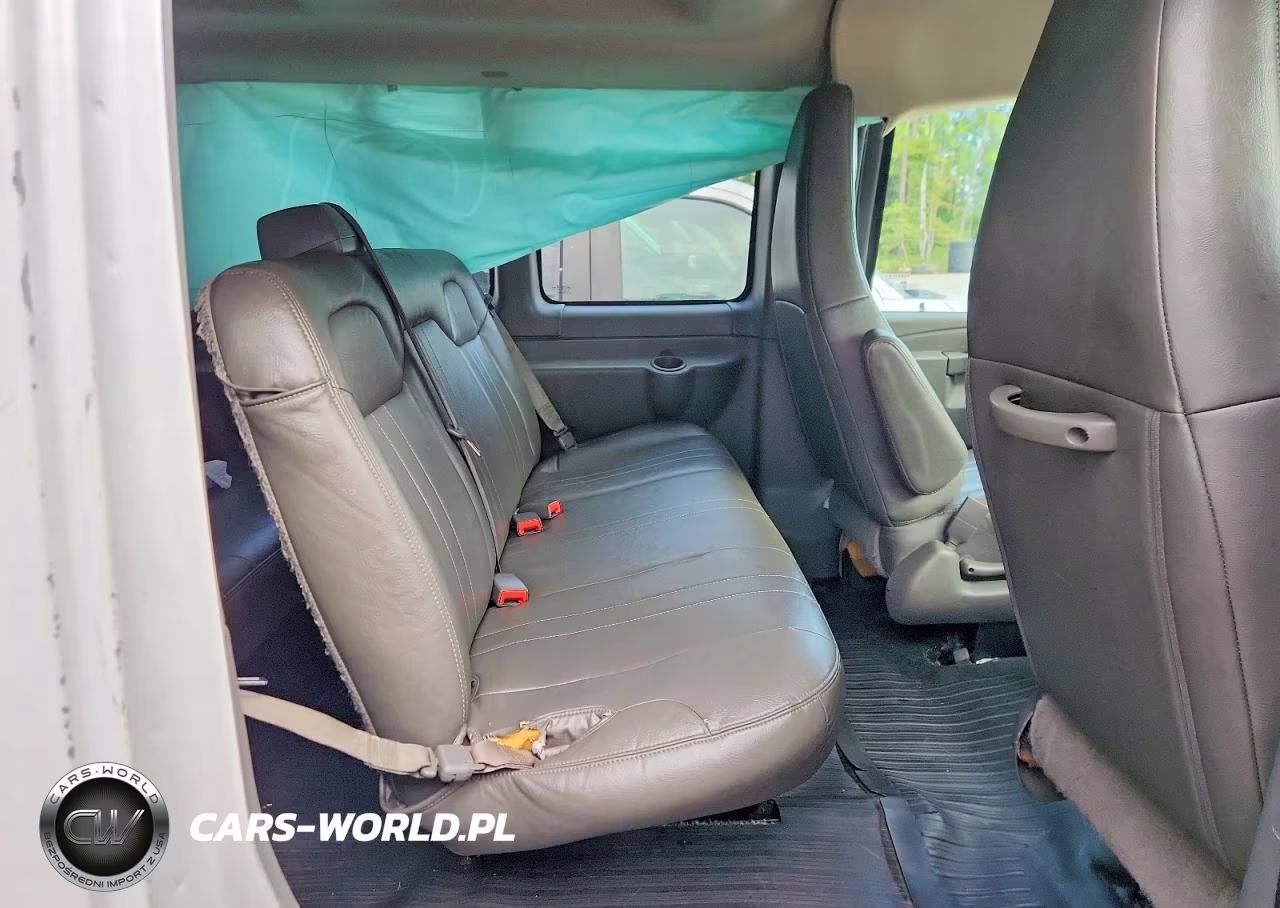 2016 Chevrolet Express G3500 Ls VIN:1GAZGNFF1G1243809 - 11