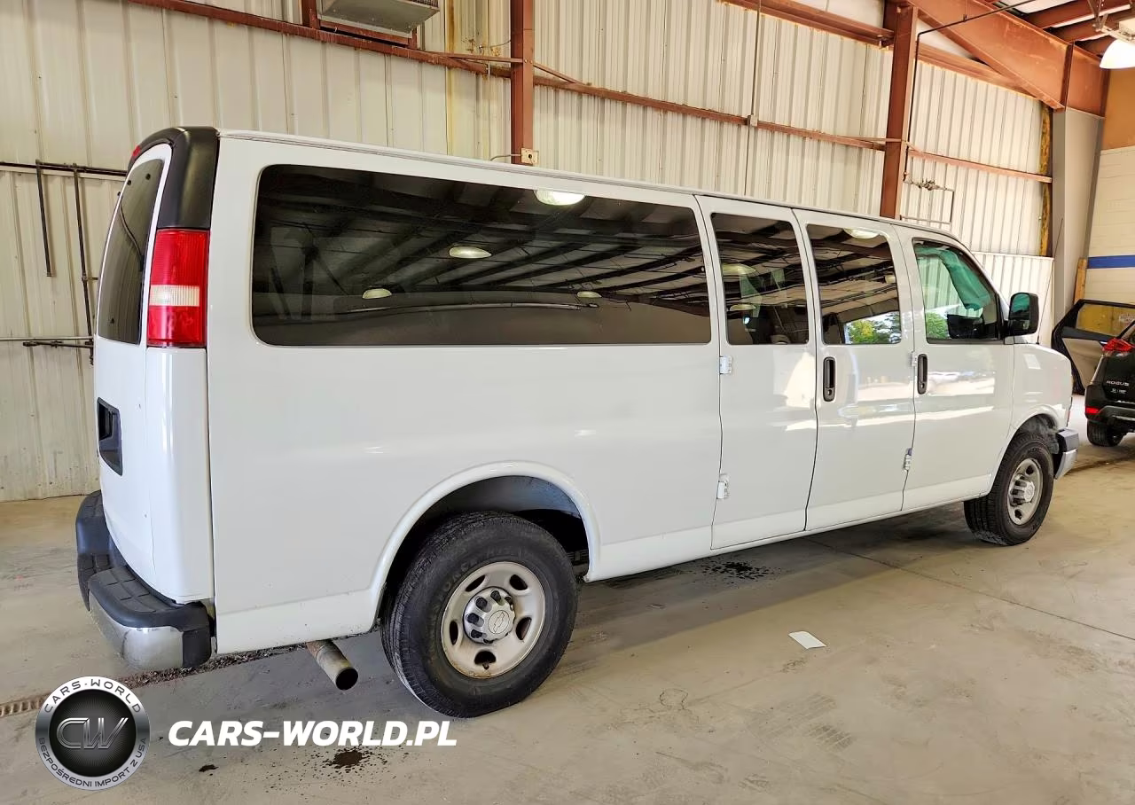 2016 Chevrolet Express G3500 Ls VIN:1GAZGNFF1G1243809 - 3
