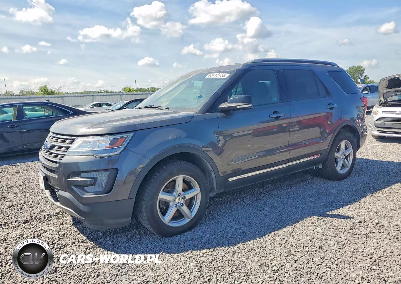 2017 Ford Explorer Xlt – zdjęcie 1 z 13