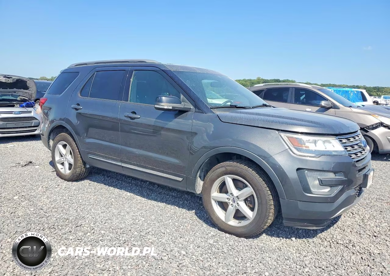 2017 Ford Explorer Xlt VIN:1FM5K8D89HGE06680 - 4