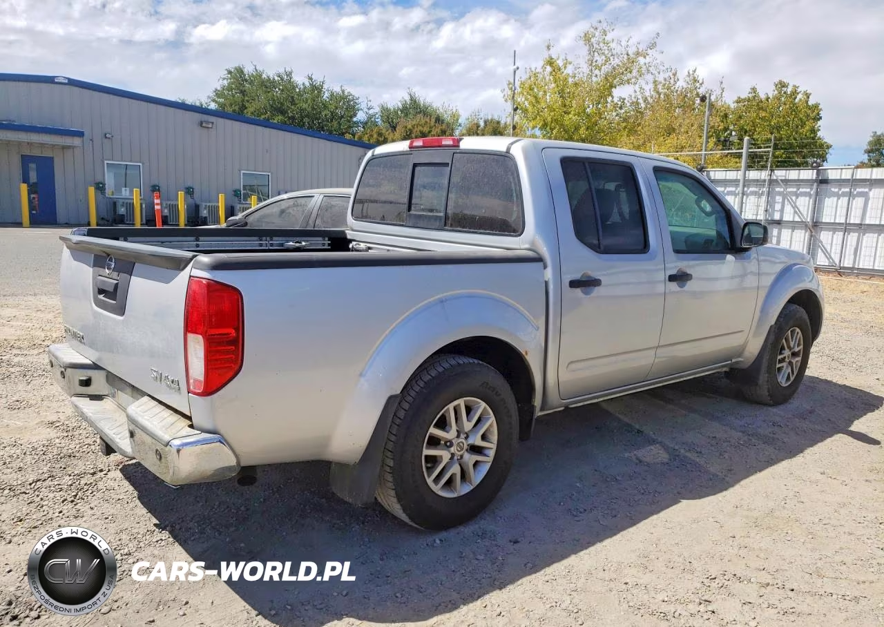 2015 Nissan Frontier S VIN:1N6AD0EV4FN701727 - 3