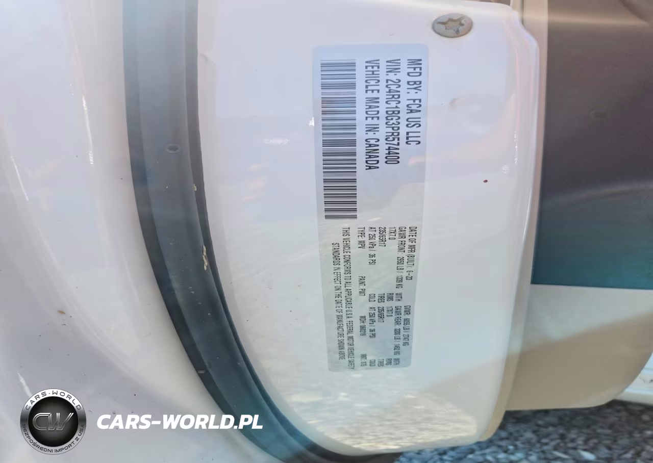 2023 Chrysler Pacifica Touring L VIN:2C4RC1BG3PR574400 - 13