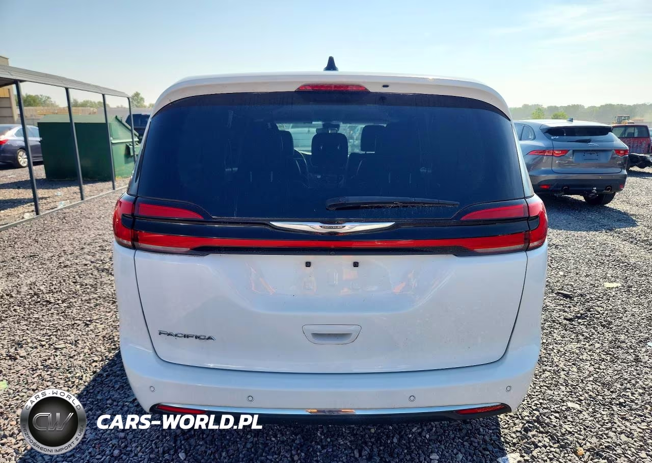2023 Chrysler Pacifica Touring L VIN:2C4RC1BG3PR574400 - 6