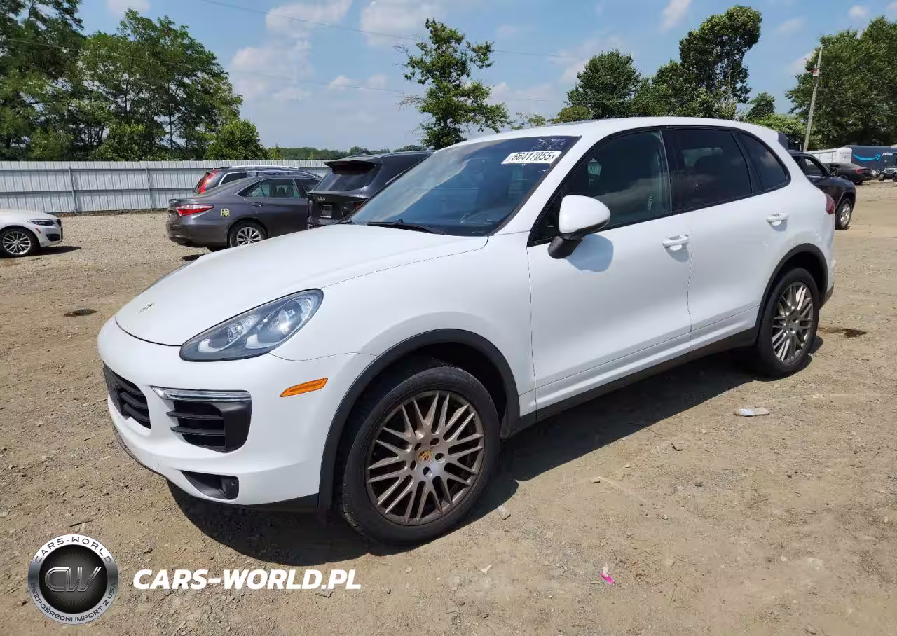 2016 Porsche Cayenne S