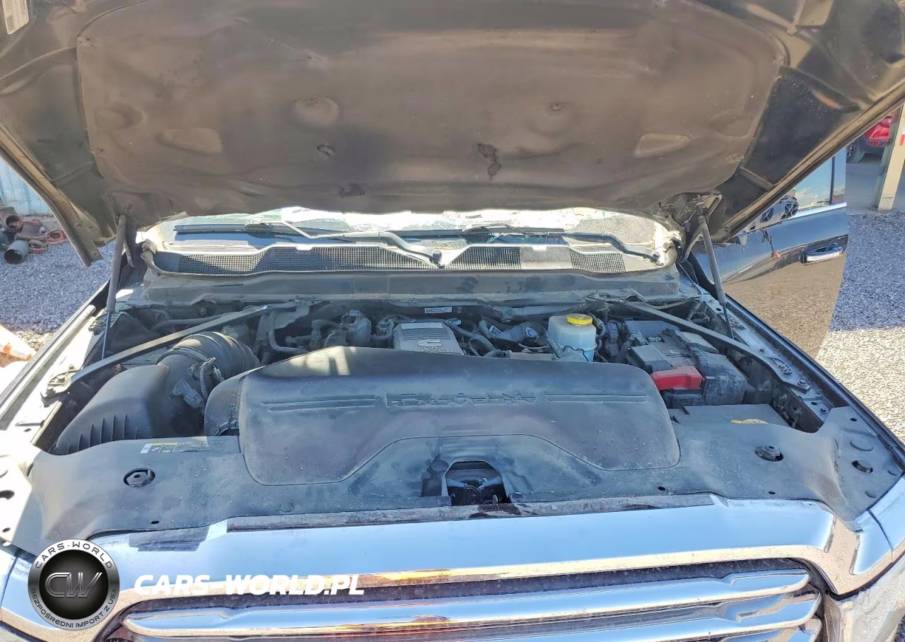2020 Ram 2500 Longhorn VIN:3C6UR5PL1LG104539 - 11